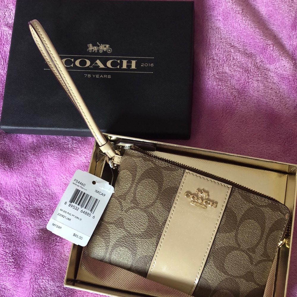Coach wristlet